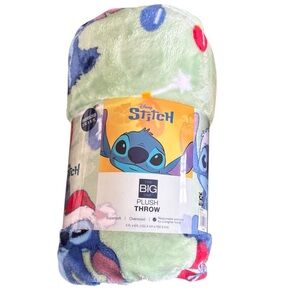 The Big One - Stitch Green Holiday Throw Blanket